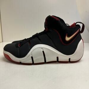 Nike Zoom LeBron IV 4 Basketball Sneaker Black / White / Varsity Crimson 2006 11
